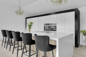 Photo 109- click for photo gallery